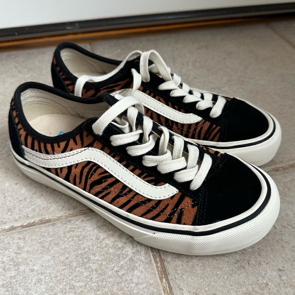 Vans Style 36 Decon Sf Animal Stripes Black Marshmallow size 3.5 men 5 women - Picture 1 of 6